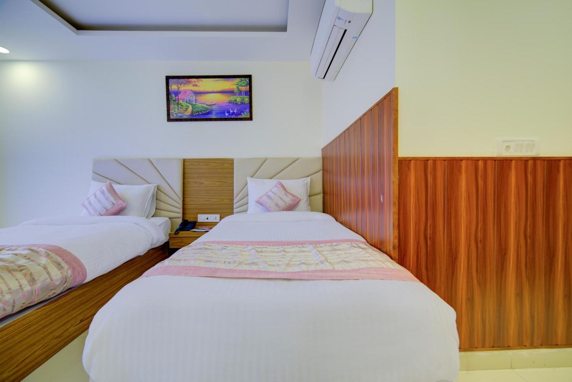 Hotel Grand By D'capitol Near Igi Airport New Delhi