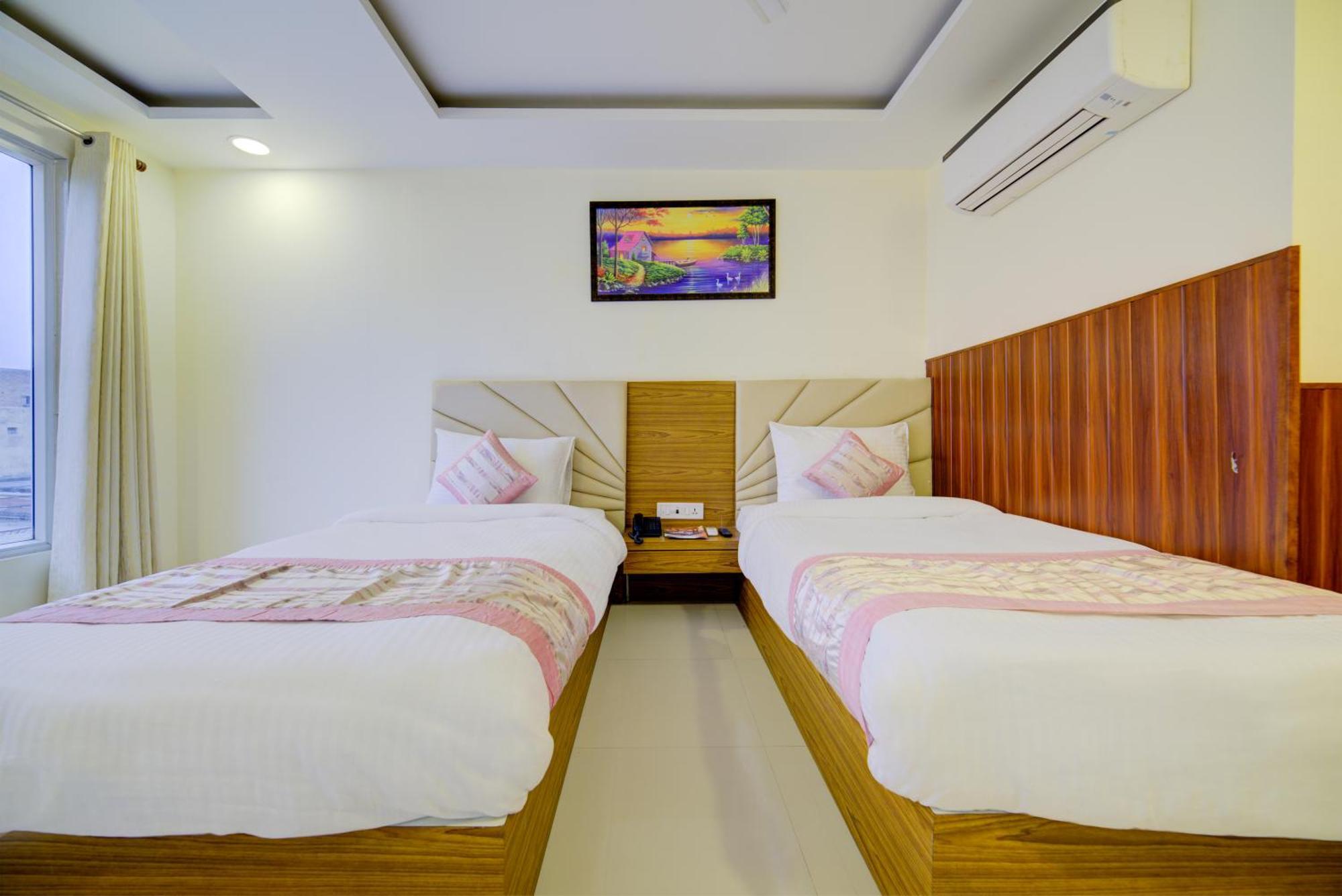 Hotel Grand By D'capitol Near Igi Airport
